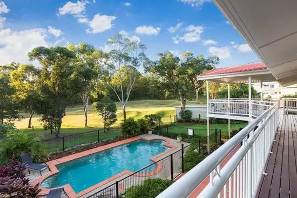 Large family Home with Golf Course Views & Pool