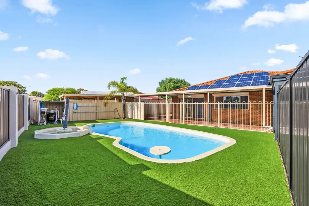 1 Limosa Glade, Warnbro, WA 6169