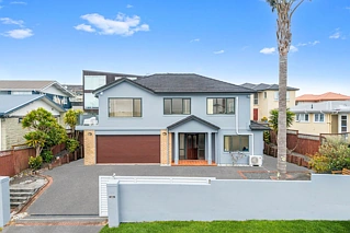 2B Spencer Road, Pinehill, North Shore City