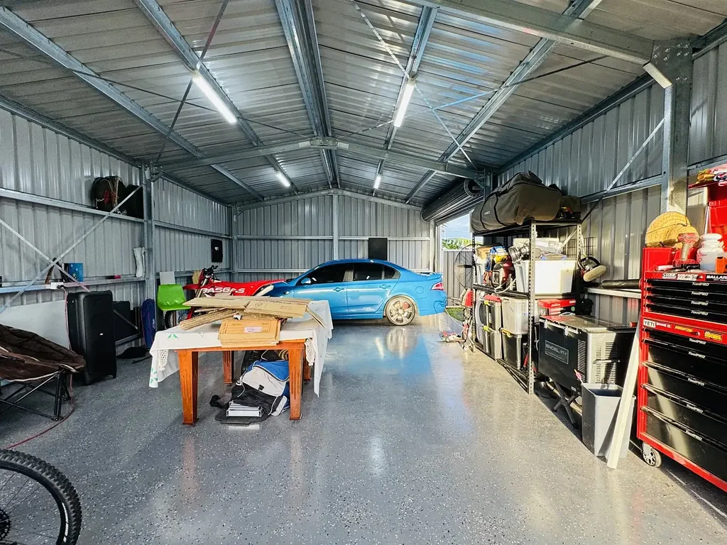 STUNNINGLY RENOVATED WITH MASSIVE POWERED SHED – THE COMPLETE PACKAGE!