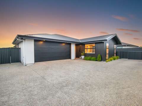 Mosgiel 4Habitaciones Vacant & available now!