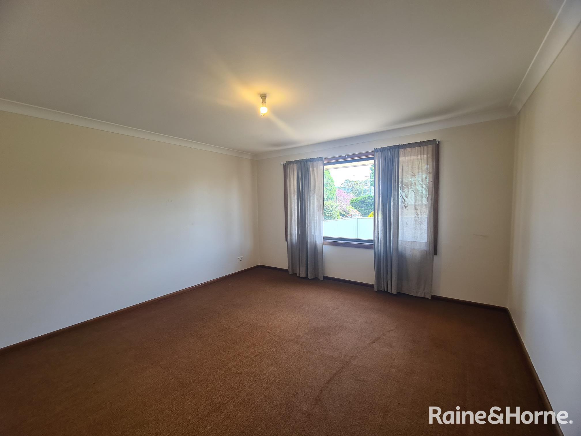 UNIT 1 104 EAST ST, NOWRA NSW 2541, 0 phòng ngủ, 0 phòng tắm, House