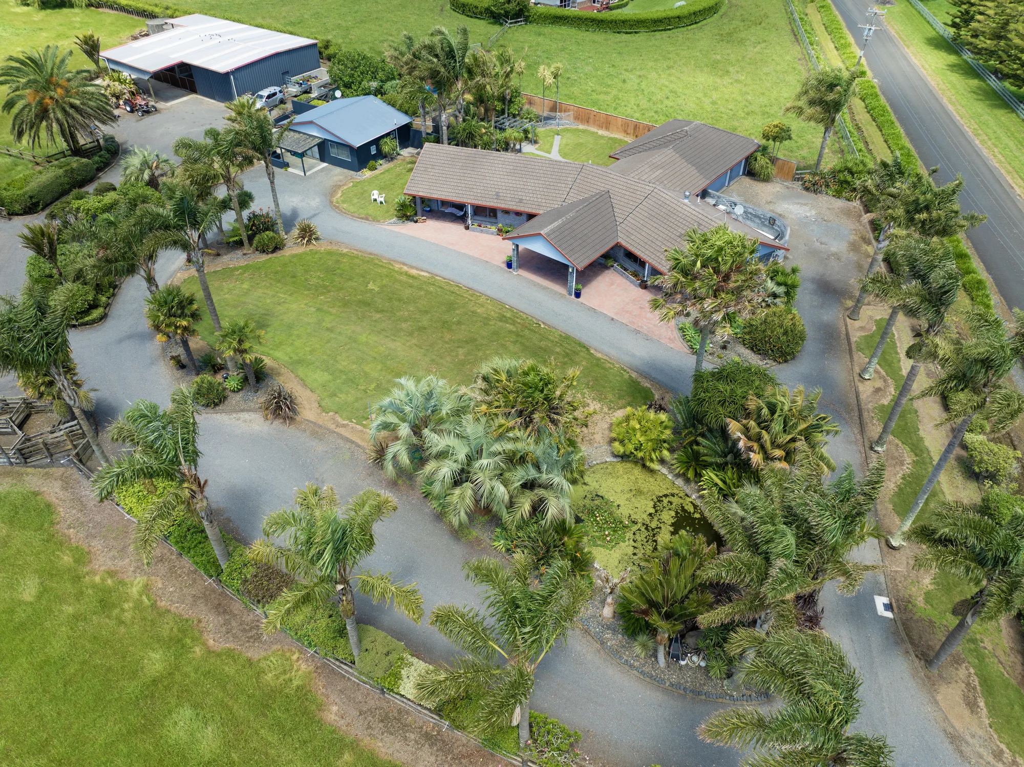 Buckland 4Phòng ngủ WHERE COUNTRY LIVING MEETS CONVENIENCE