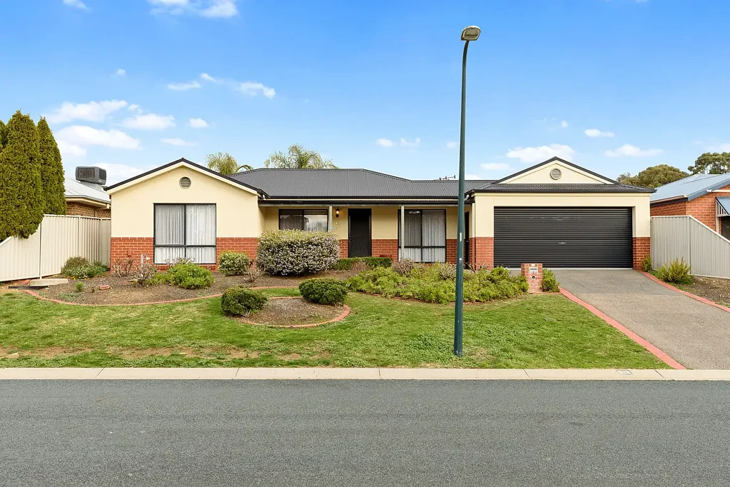 HOUSE FOR LEASE - 93 QUEEN STREET, KANGAROO FLAT