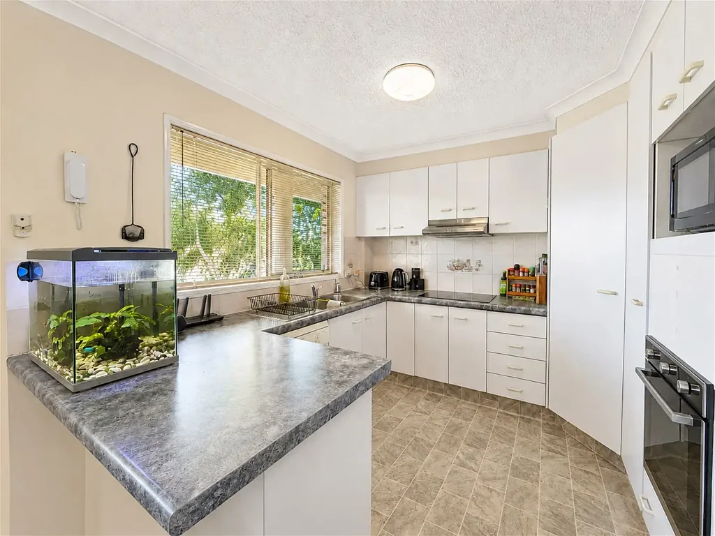 Tweed Heads West 2Moenga Your Ideal Coastal Retreat Awaits-Stunning Unit for Sale in the Heart of Tweed Heads