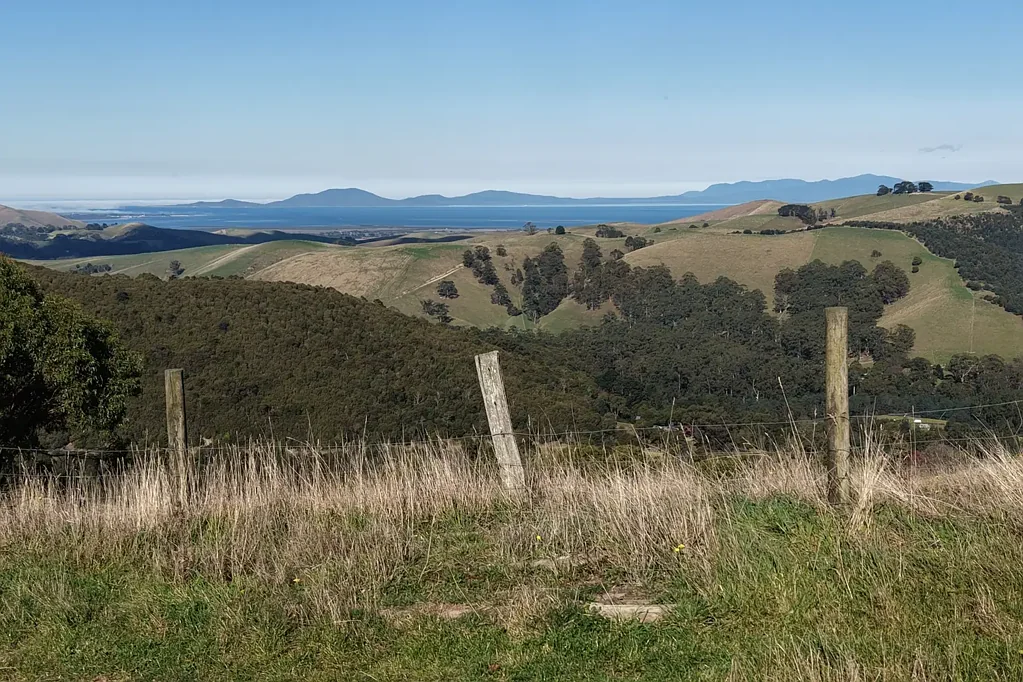 Wonga  Franklin River Frontage With Inlet & Prom Views