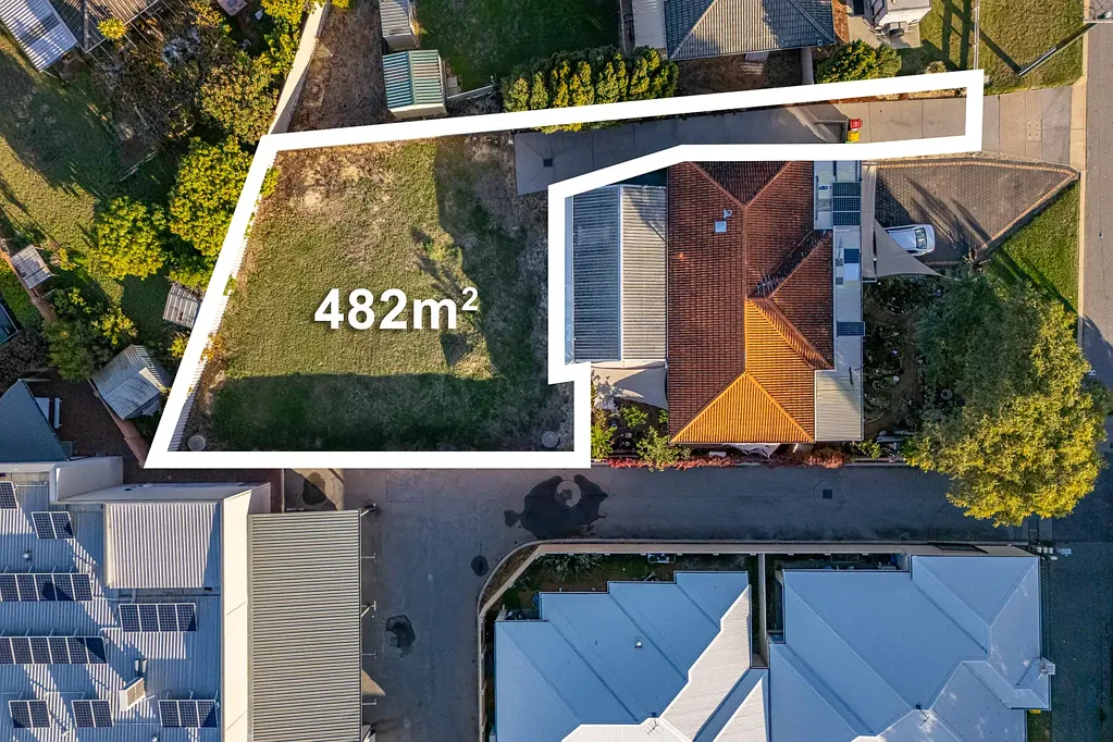 9A Erica Street, Kelmscott, WA 6111