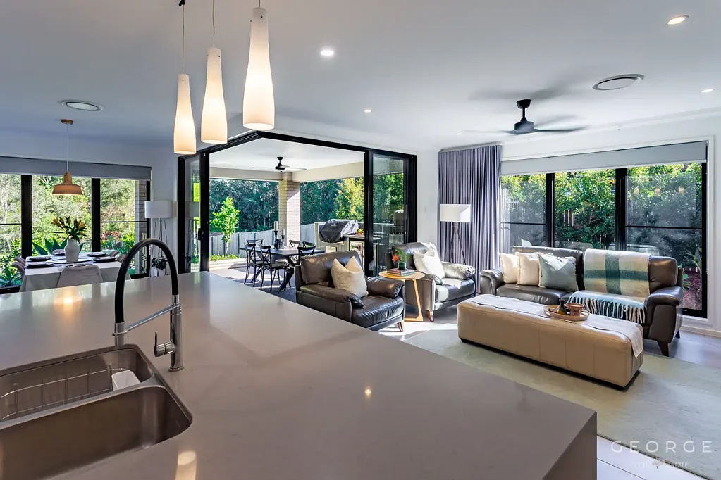 Pinbarren 4房  Modern Elegance: Presentation Perfect on Parklike 1903m2
