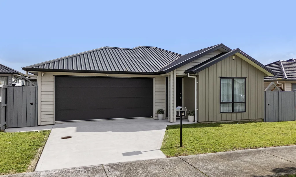 Pukekohe 4房  MODERN FAMILY LIVING WITH FLEXIBLE SPACE