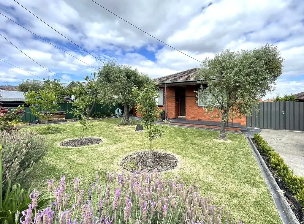 You Could Move Straight In And Enjoy A First-class Preston Lifestyle!