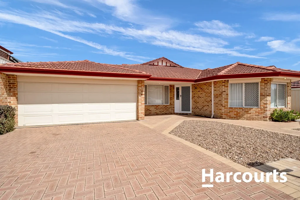 130 Manchester Drive, Hocking, WA 6065