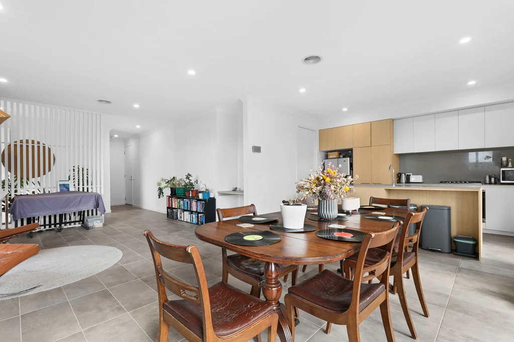 69 Jackson Green Boulevard, Clayton South, VIC 3169