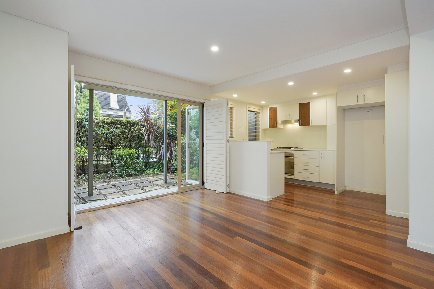 UNIT 3 47-49 PROSPECT RD, SUMMER HILL NSW 2130, 0 غرف, 0 حمامات, Townhouse