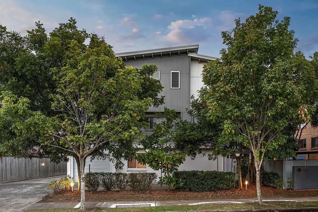 Ascot 2 Slaapkamer Private Ground-Floor Unit with Exceptional Outdoor Space