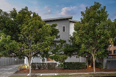 Ascot 2 Slaapkamer Private Ground-Floor Unit with Exceptional Outdoor Space