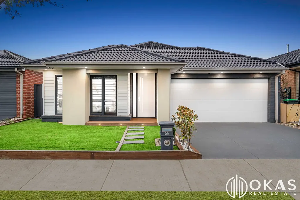 Tarneit 4房 宽敞四卧主卧套间 900mm优质电器 低维护庭院 步行至Riverdale Village 公交便利 高天花板 双车库供暖制冷 Stunner with East Facing Frontage & 1 min walk to Riverdale Town Centre!!!