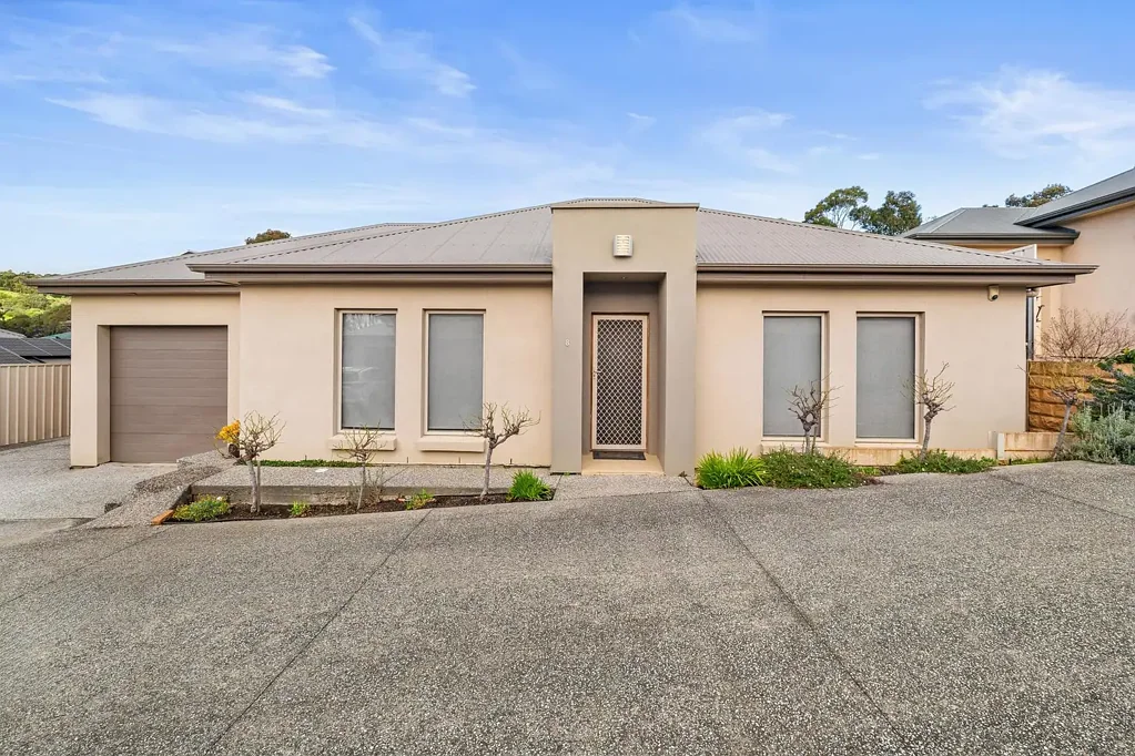 Aberfoyle Park 3房  Country Outlooks Meet Single-Level Ease in a Private Aberfoyle Pocket