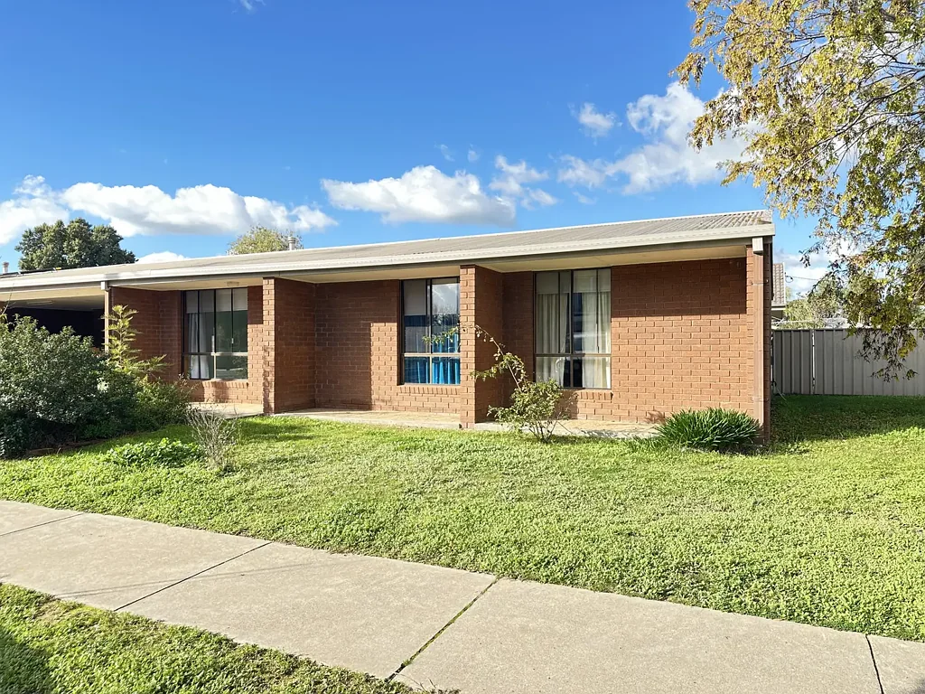 Neat & Comfortable Two-Bedroom Unit