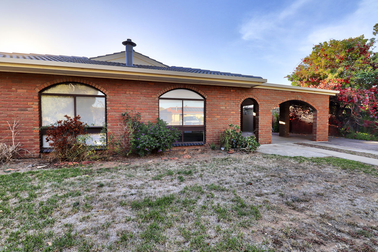 129 HUGHES ST, DENILIQUIN NSW 2710, 0 침실, 0 욕실, House