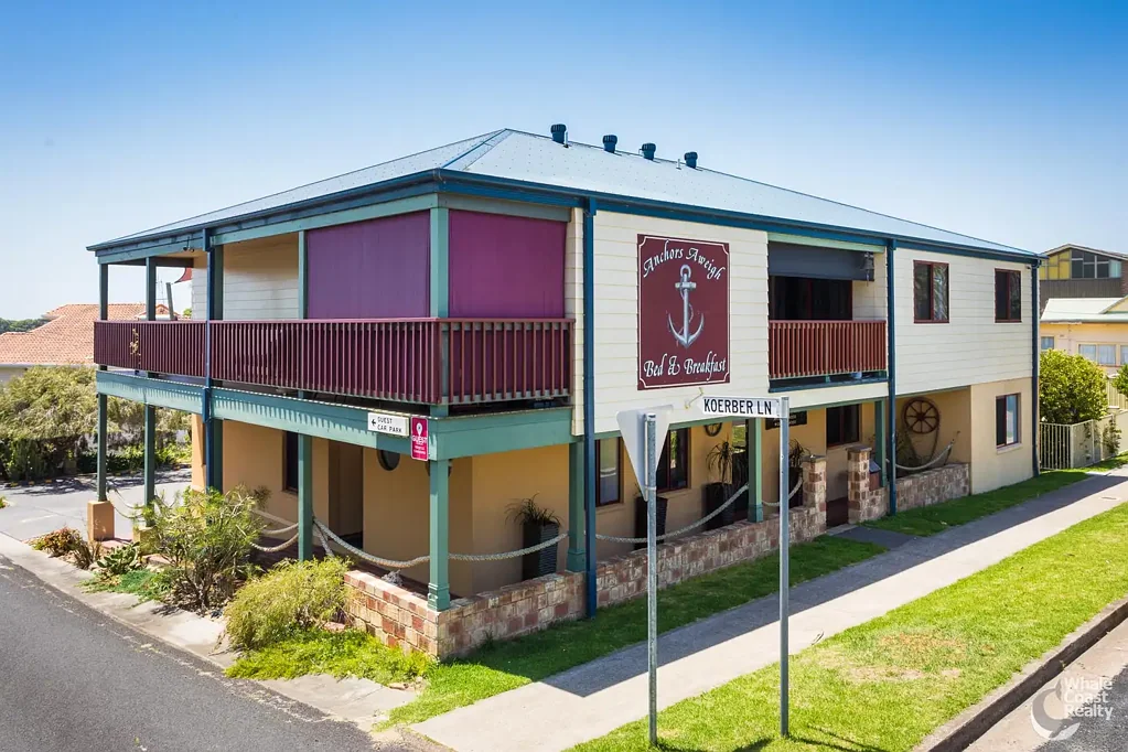 Narooma 6 Slaapkamer B&B with Coastal Views & Prime Town-Centre Location