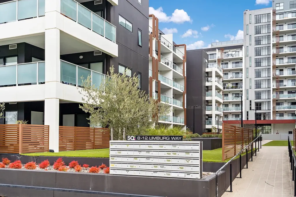 244/12 Limburg Way, Greenway, ACT 2900