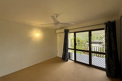 बेडरूम - Address Withheld, Woree, QLD 4868