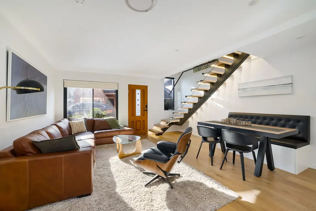 Newtown 2غرفة نوم Designer townhouse with private courtyard