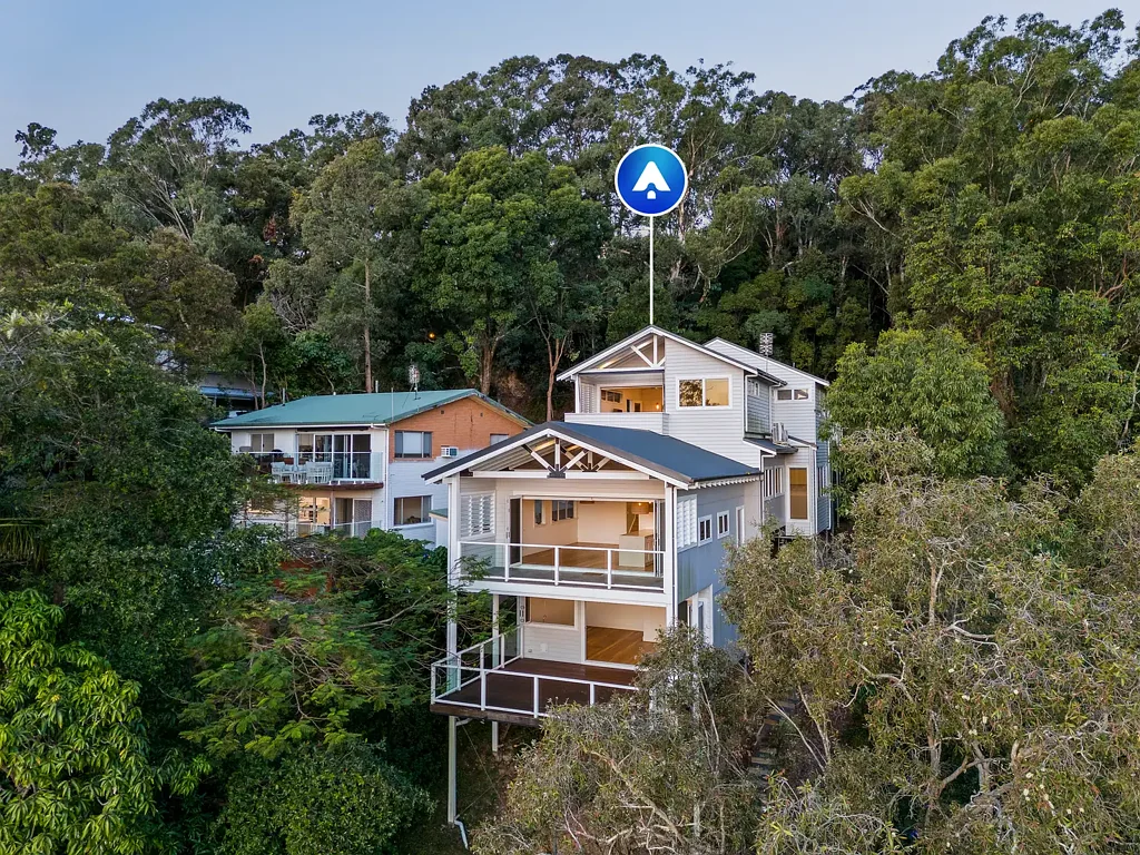 Currumbin 7房  2 Homes in 1