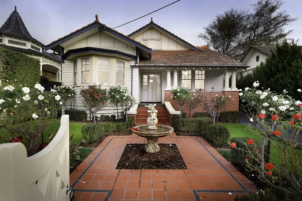 Ivanhoe East 5Phòng ngủ Period Grace and Luxurious Space in an Idyllic Family Locale