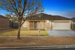 3 Ellesmere Grove, Melton West