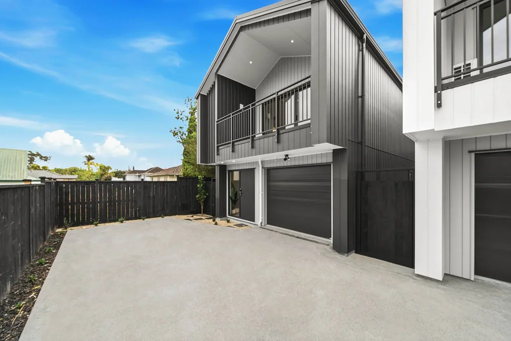 Manurewa 3Kwarto BRAND NEW, FREEHOLD & STANDALONE!