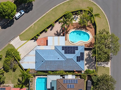 Kippa-Ring 4 Bedroom Dual Street Access, Endless Possibilities, Room For All The Family Toys…