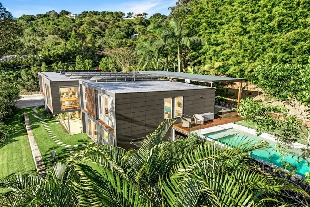 Eumundi 5ਬੈੱਡਰੂਮ EUMUNDI ENTERTAINER WITH MOUNTAIN VIEWS, BEAUTIFUL POOL AND STUDIO