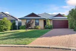 11 Howitzer Turn, Byford