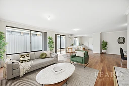 23 Hillhouse Way, Piara Waters