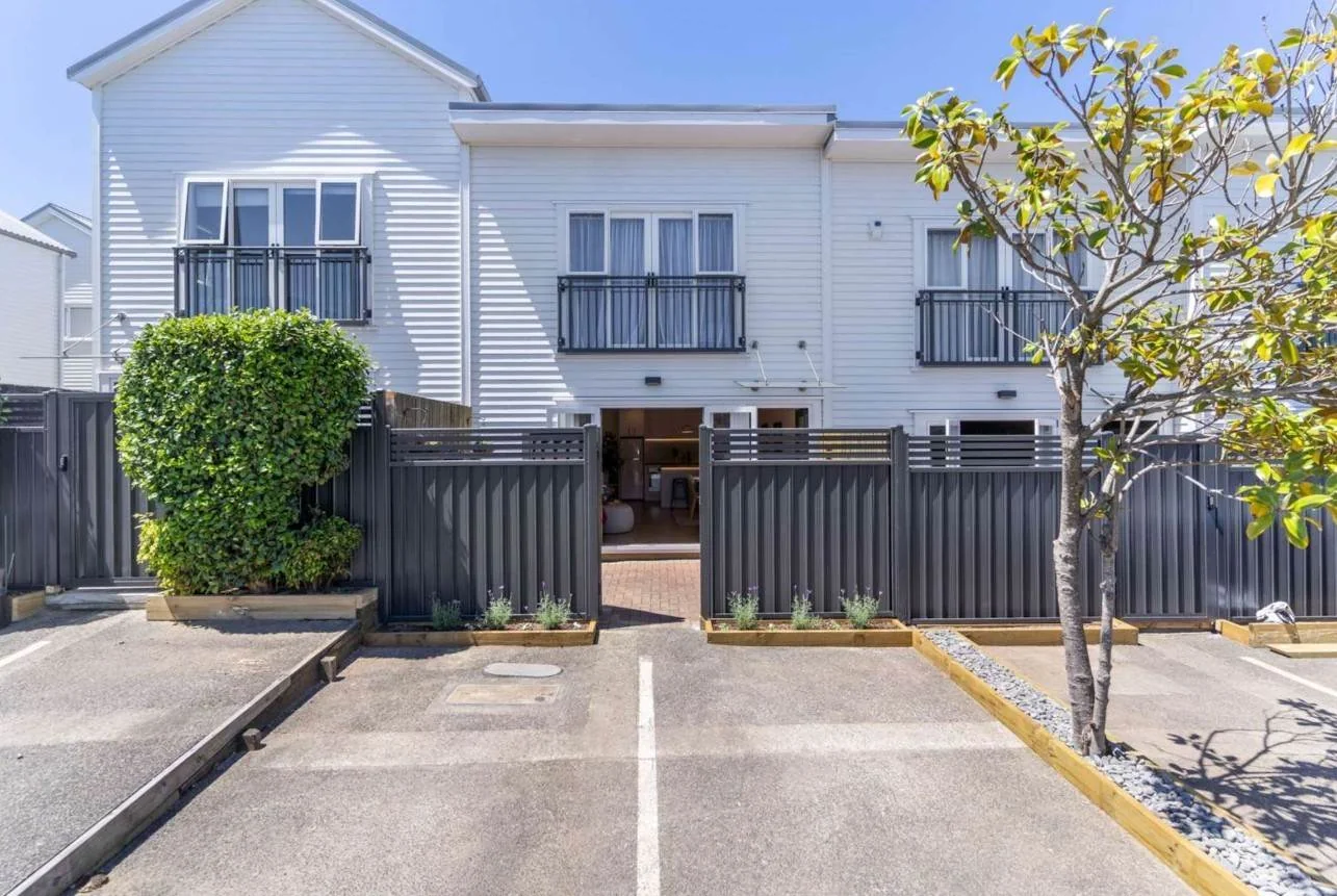 REFURBISHED MODERN LIVING - CALL THIS ONE HOME!