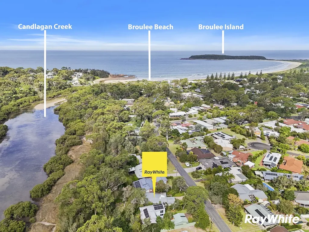 Broulee 4房  Private Coastal Oasis Backing Onto Candlagan Creek, Broulee