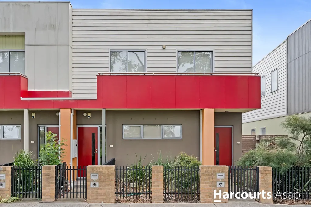 Dandenong 2chambre Modern, Low-Maintenance Living in a Superb Dandenong Location