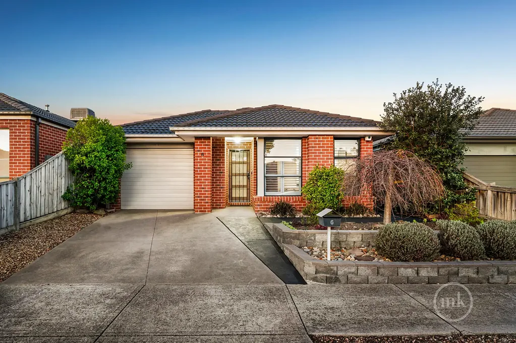 6 Shoal Circuit, Doreen, VIC 3754