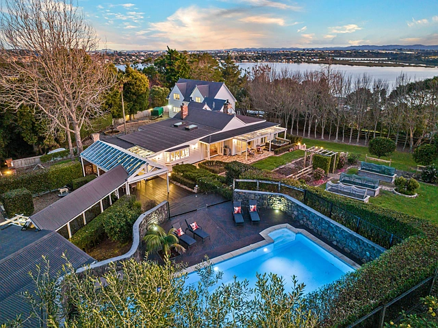 136 Attwood Road, Paremoremo, North Shore City