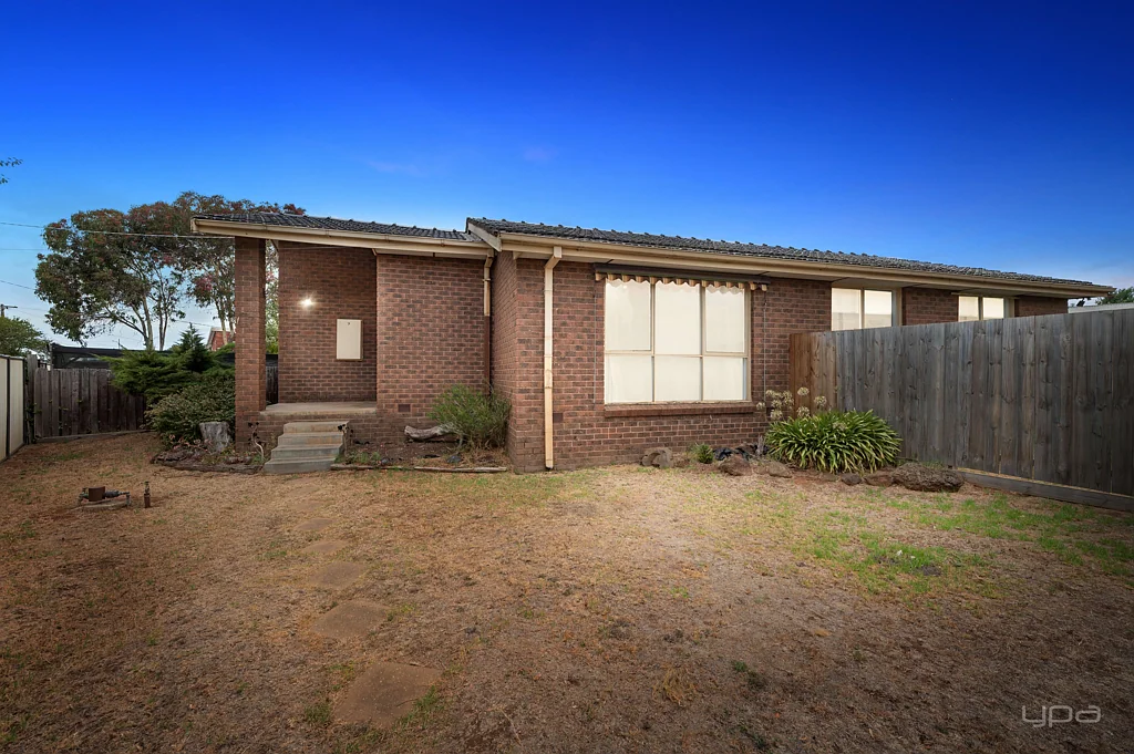 7 Socrates Way, Rockbank, VIC 3335