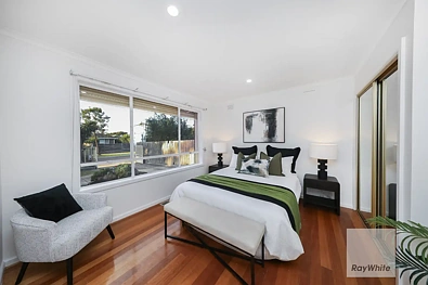 15 Payne Street, Gladstone Park, VIC 3043, 4房, 2浴, House