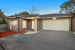 4/23 Commercial Road, Ferntree Gully