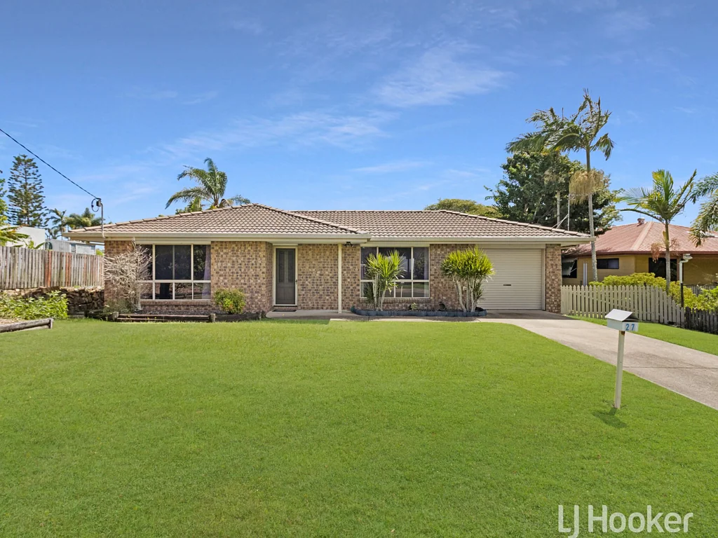 27 Jacobsen Outlook, Urraween, QLD 4655