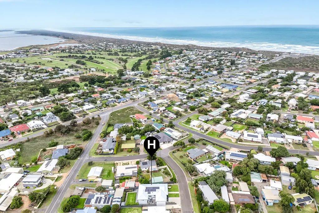 Goolwa Beach 3غرفة نوم Catch the Breeze in a Coastal Entertainer, Finished with Finesse