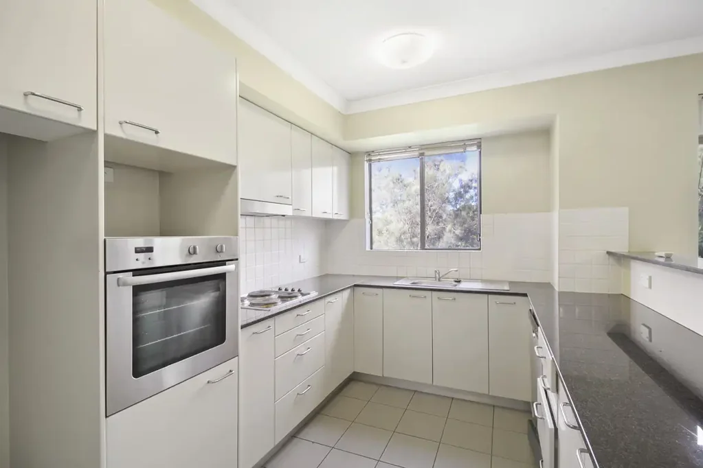 Modern Comfort & Convenience in Fairy Meadow