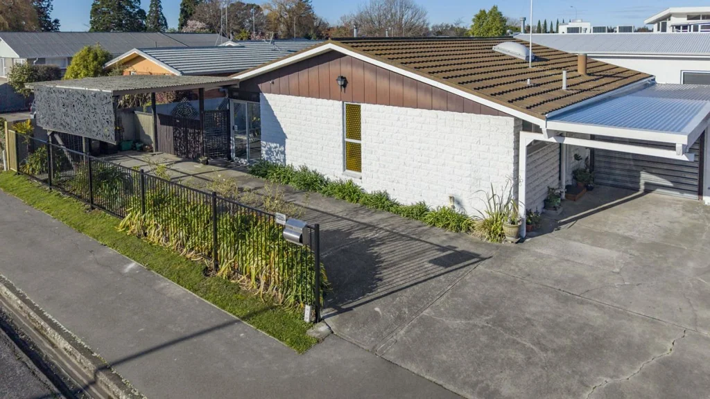 Rangiora 2chambre Freshly Presented Rangiora Gem