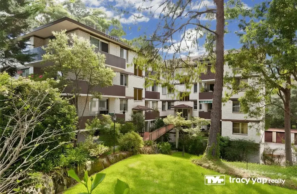 Renovated 3 Bedroom Apartment In Quiet and Convenient Location