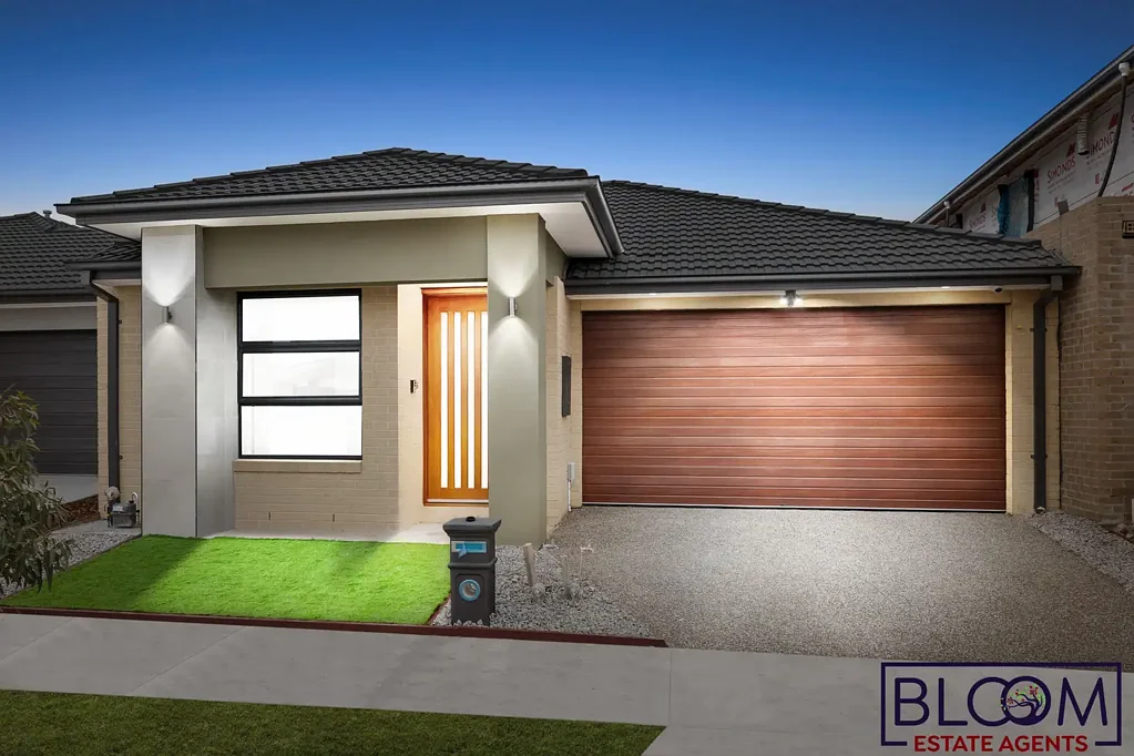 Fraser Rise 3 Bedroom Nest or Invest !!