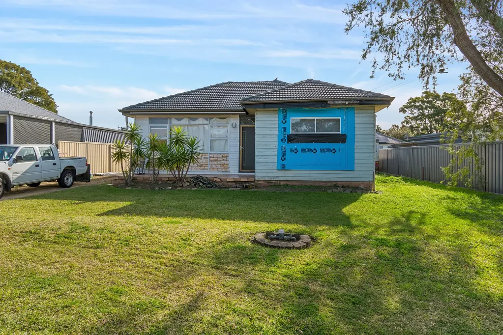 10 Lakelands Drive, Dapto, NSW 2530